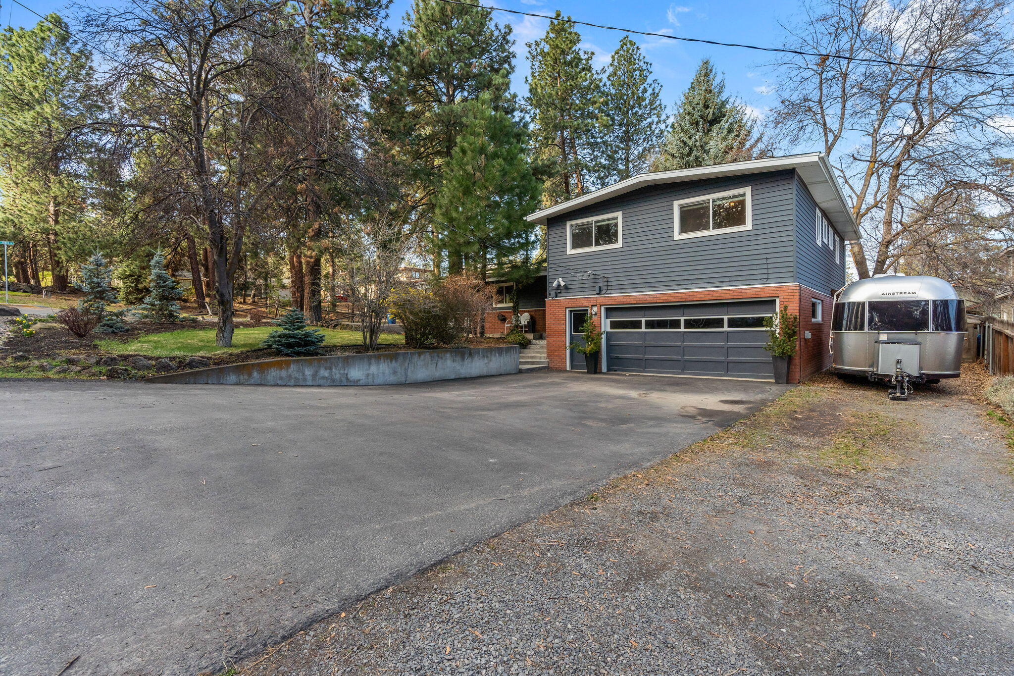 1210 Northeast Jones Road Bend, OR 97701 - Photo 27 of 27 RV Parking, full hook-up