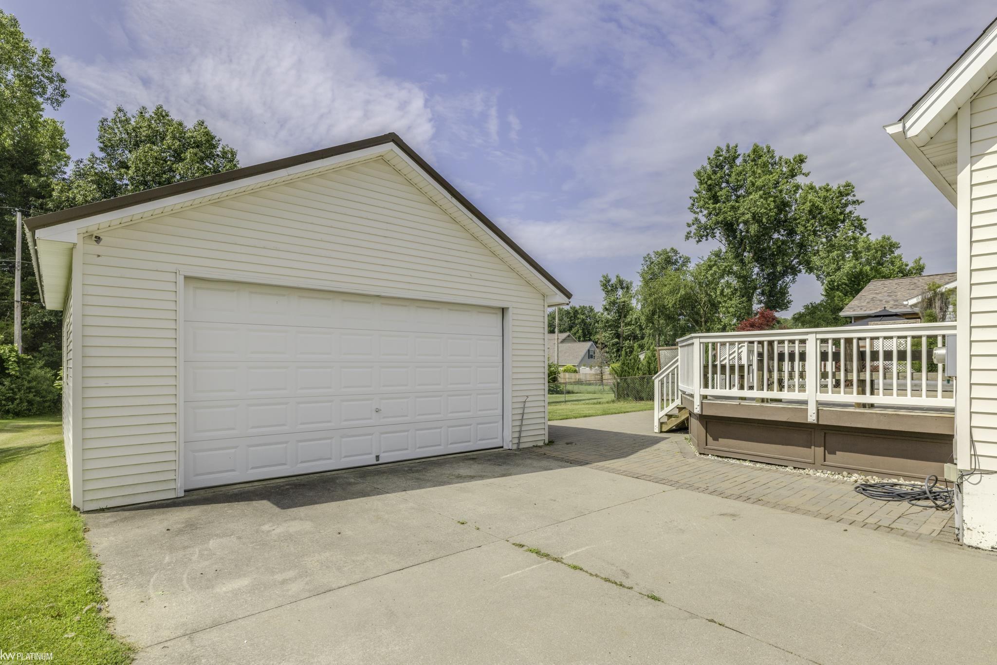 4215 Neuman Road St. Clair, MI 48079 - Photo 3 of 21