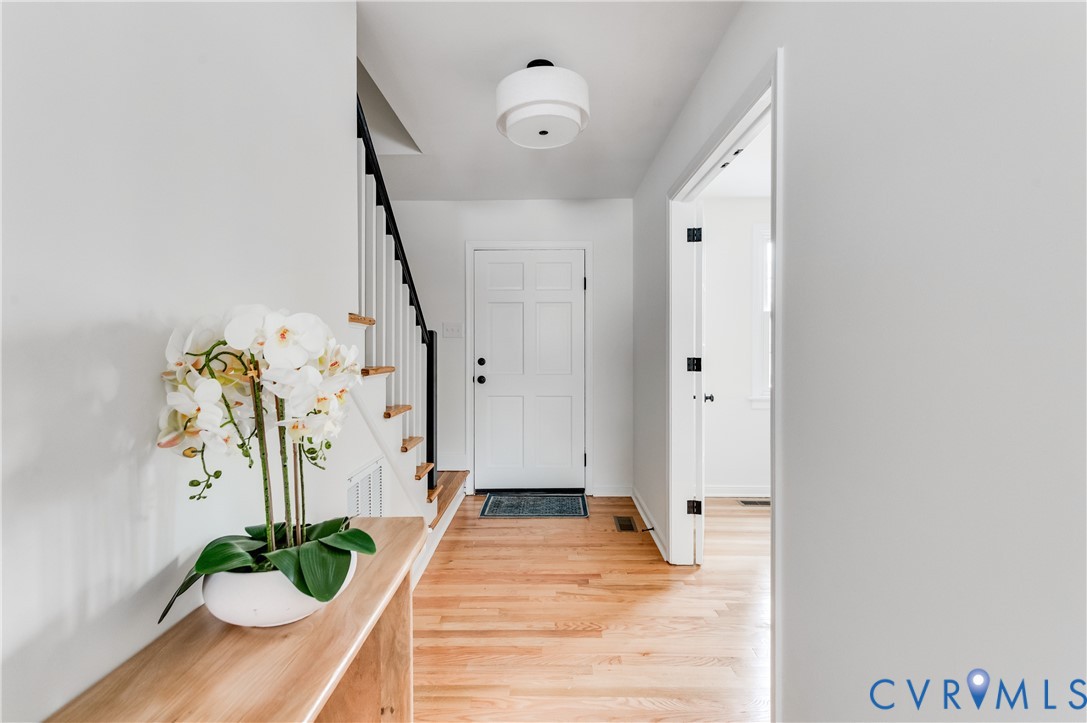 2013 Orangewood Road North Chesterfield, VA 23235 - Photo 4 of 47