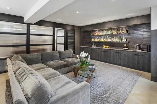 $2,300,000 | 5415 North Ashland Avenue, Chicago, IL 60640