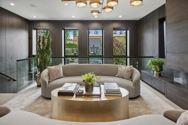 $2,300,000 | 5415 North Ashland Avenue, Chicago, IL 60640