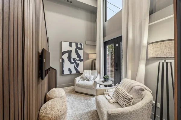 $2,300,000 | 5415 North Ashland Avenue, Chicago, IL 60640