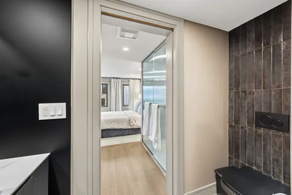$2,300,000 | 5415 North Ashland Avenue, Chicago, IL 60640