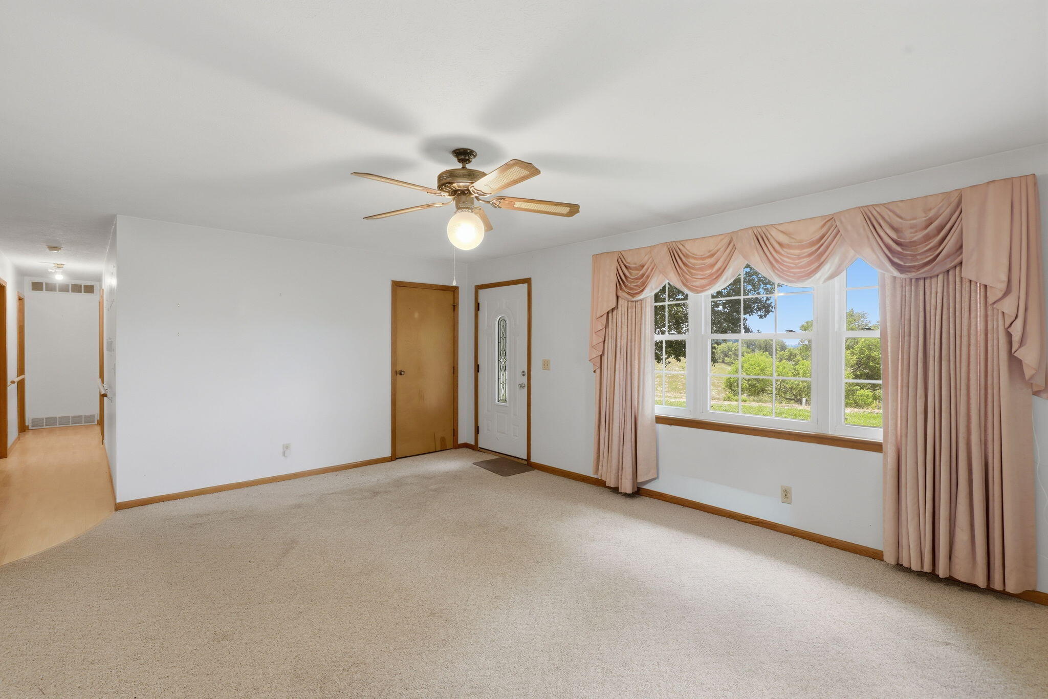 525 Chipman Ridge Road Williamstown, KY 41097 - Photo 5 of 49 7-web-or-mls-4-print-_B6A0481