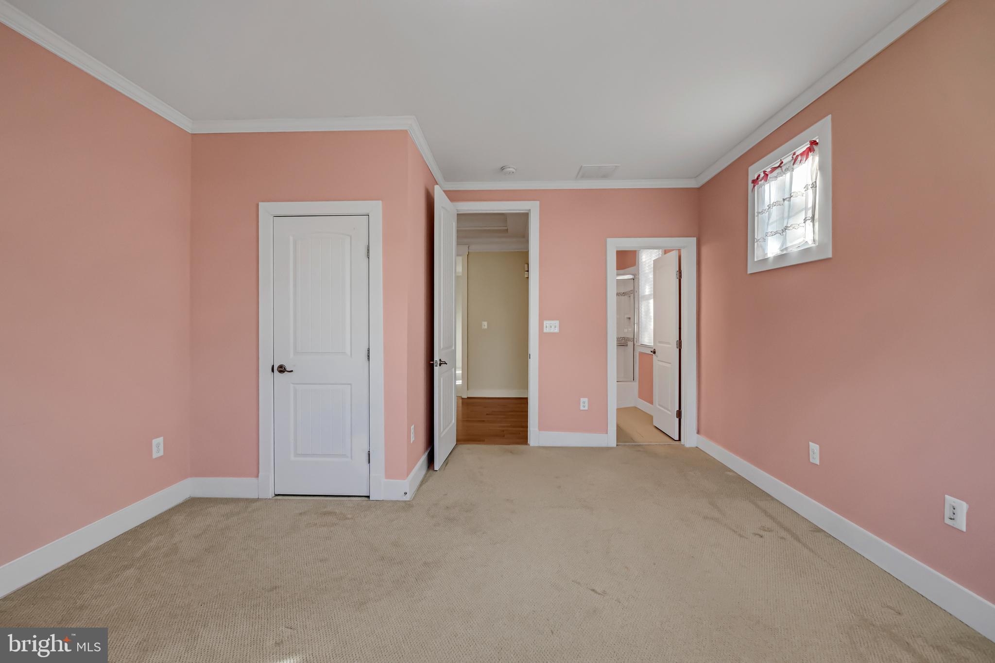 2586 Rambling Road Vienna, VA 22181 - Photo 21 of 51 Bedroom