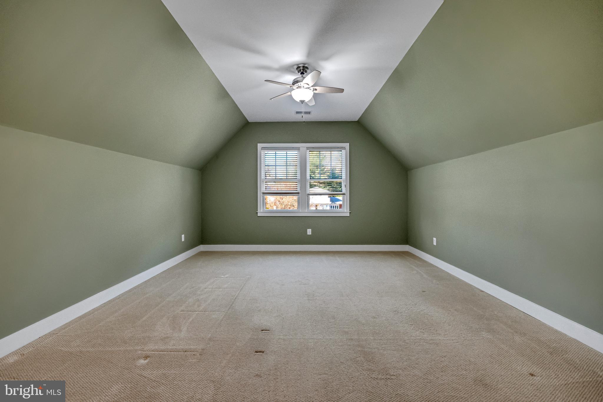 2586 Rambling Road Vienna, VA 22181 - Photo 31 of 51 Huge Bedroom/Bonus Room