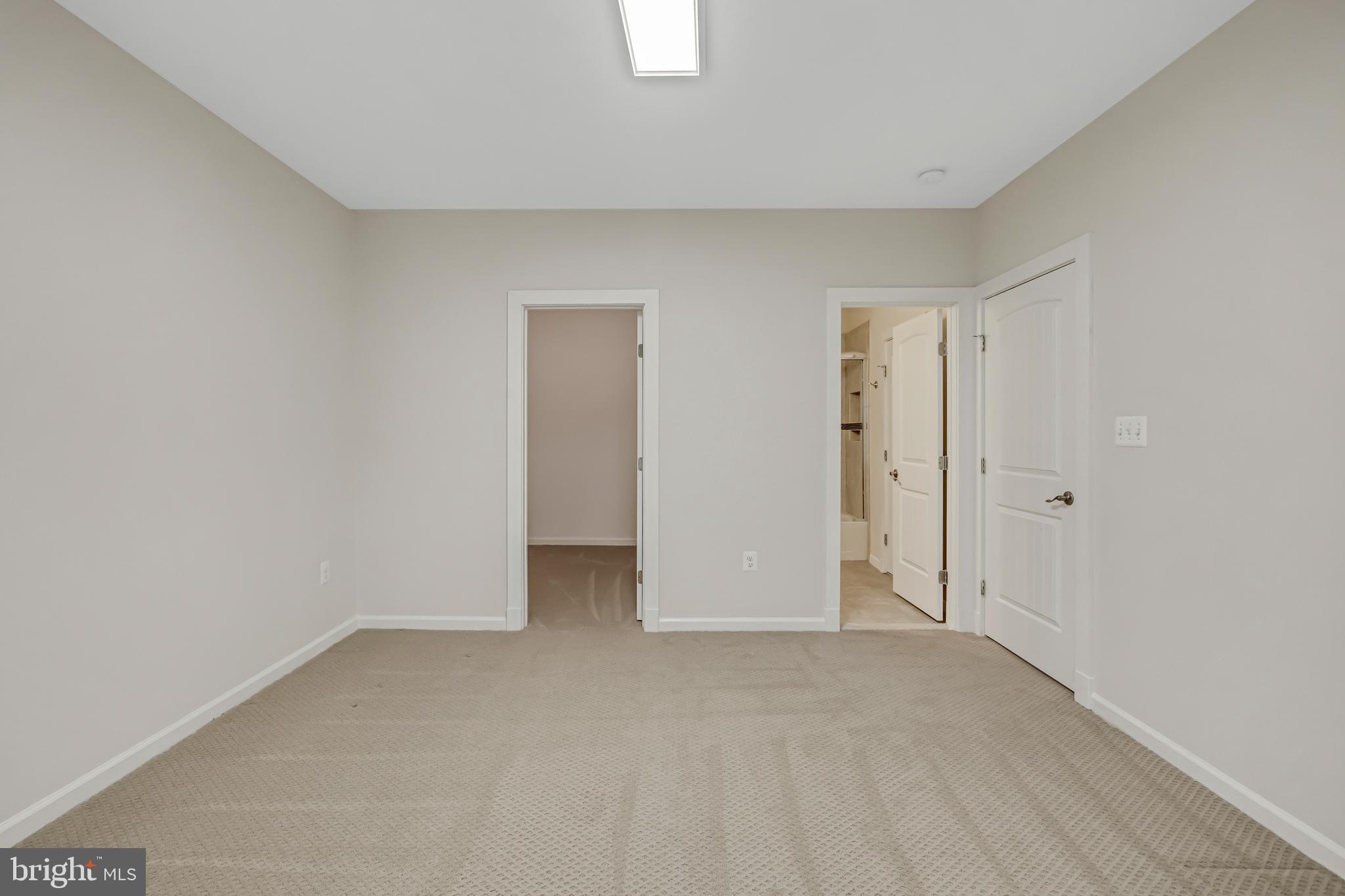 2586 Rambling Road Vienna, VA 22181 - Photo 45 of 51 Walk In Closet