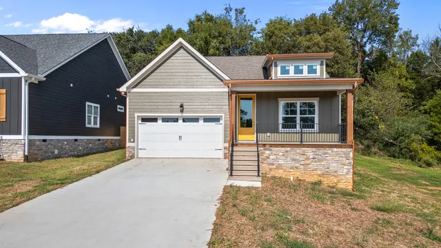 $349,900 | 374 Norman Creek Road, Evensville, TN 37332