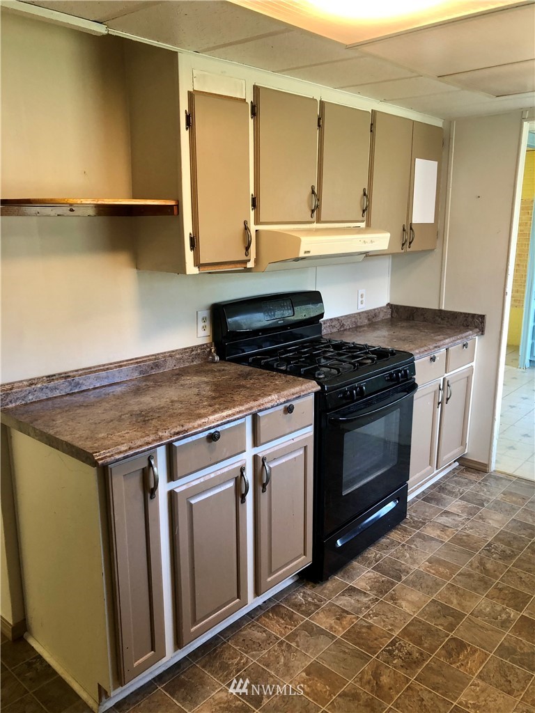 4667 Julian Road Southwest Port Orchard, WA 98367 - Photo 14 of 38 Gallery Image 14