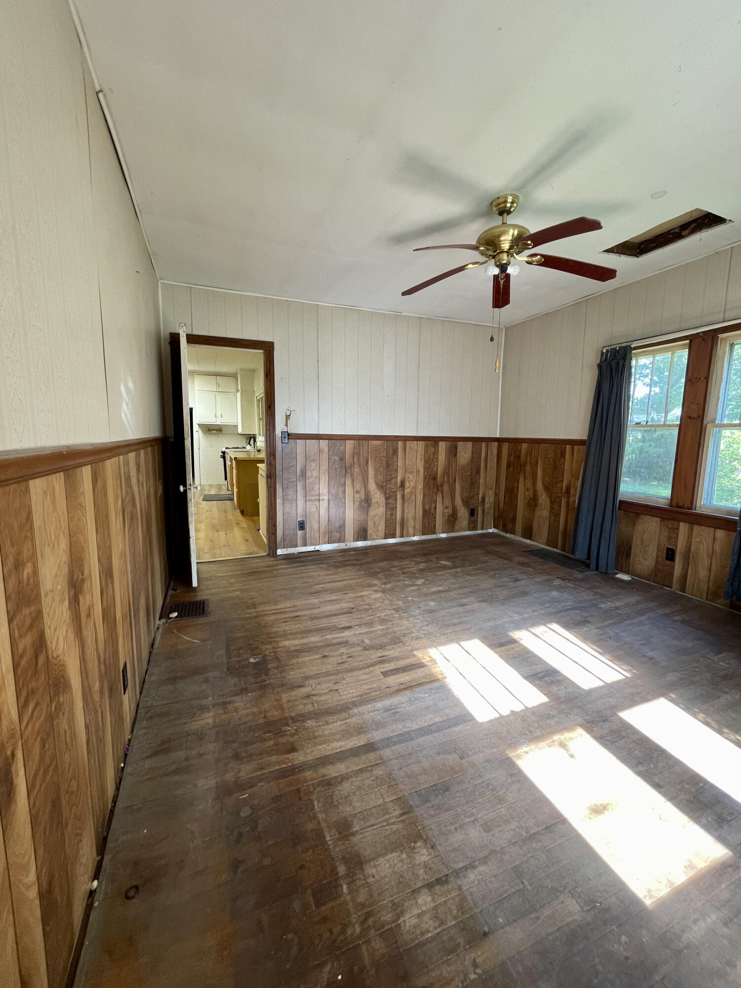 112 Elm Street Coldwater, MI 49036 - Photo 29 of 34 IMG_6020