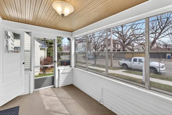 $345,000 | 673 Hamline Avenue South, St. Paul, MN 55116