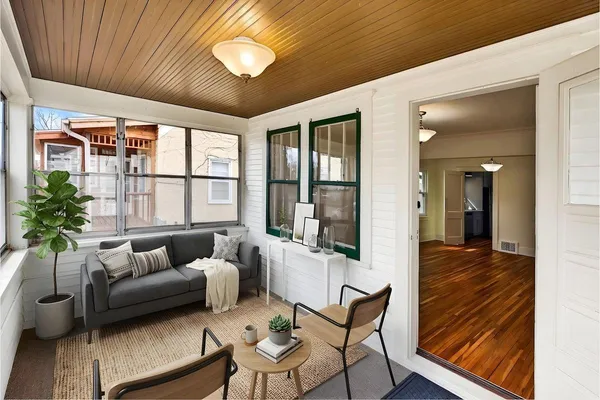 $345,000 | 673 Hamline Avenue South, St. Paul, MN 55116