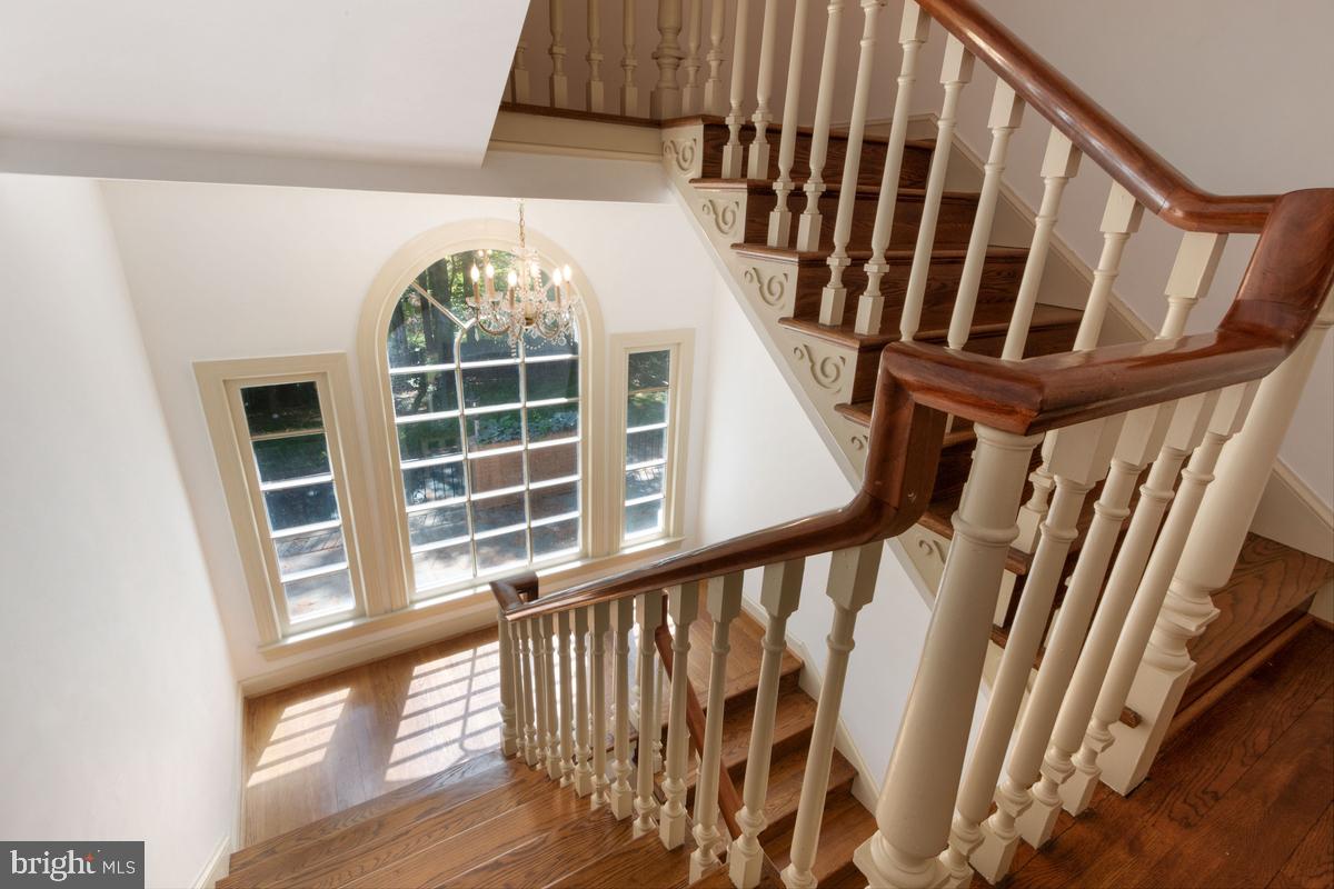 613 Rivercrest Drive McLean, VA 22101 - Photo 19 of 40 a view of an entryway with staircase