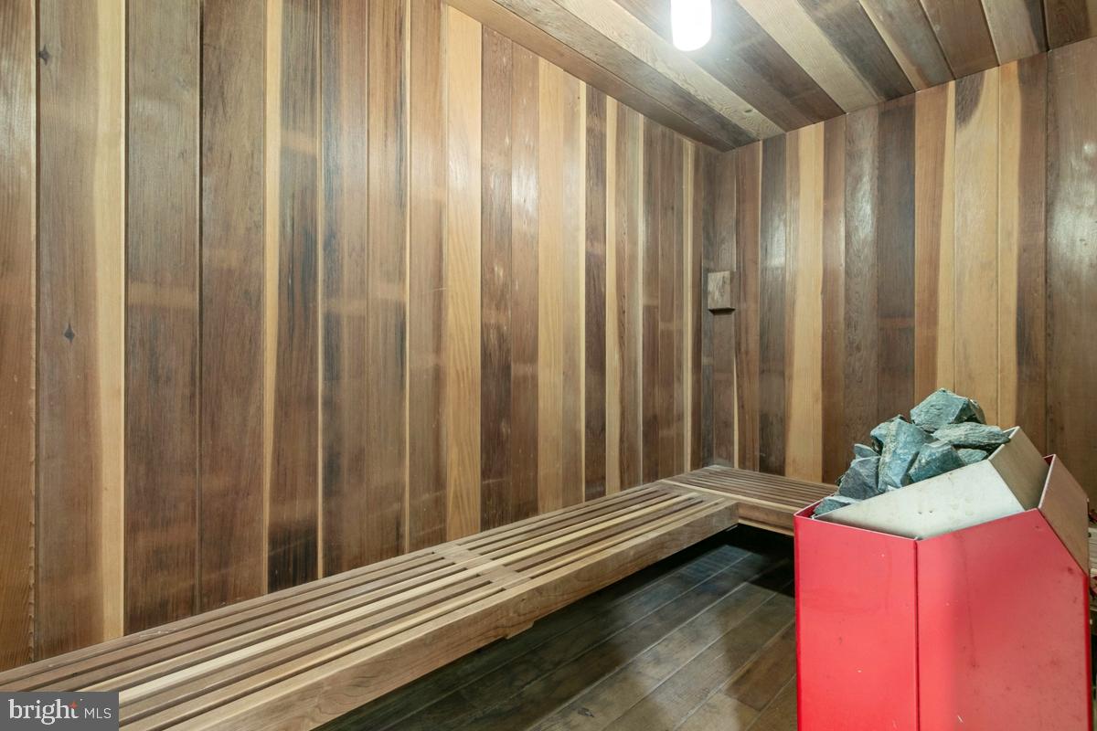 613 Rivercrest Drive McLean, VA 22101 - Photo 37 of 40