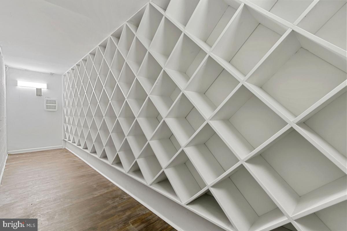 613 Rivercrest Drive McLean, VA 22101 - Photo 38 of 40 a hallway with stairs