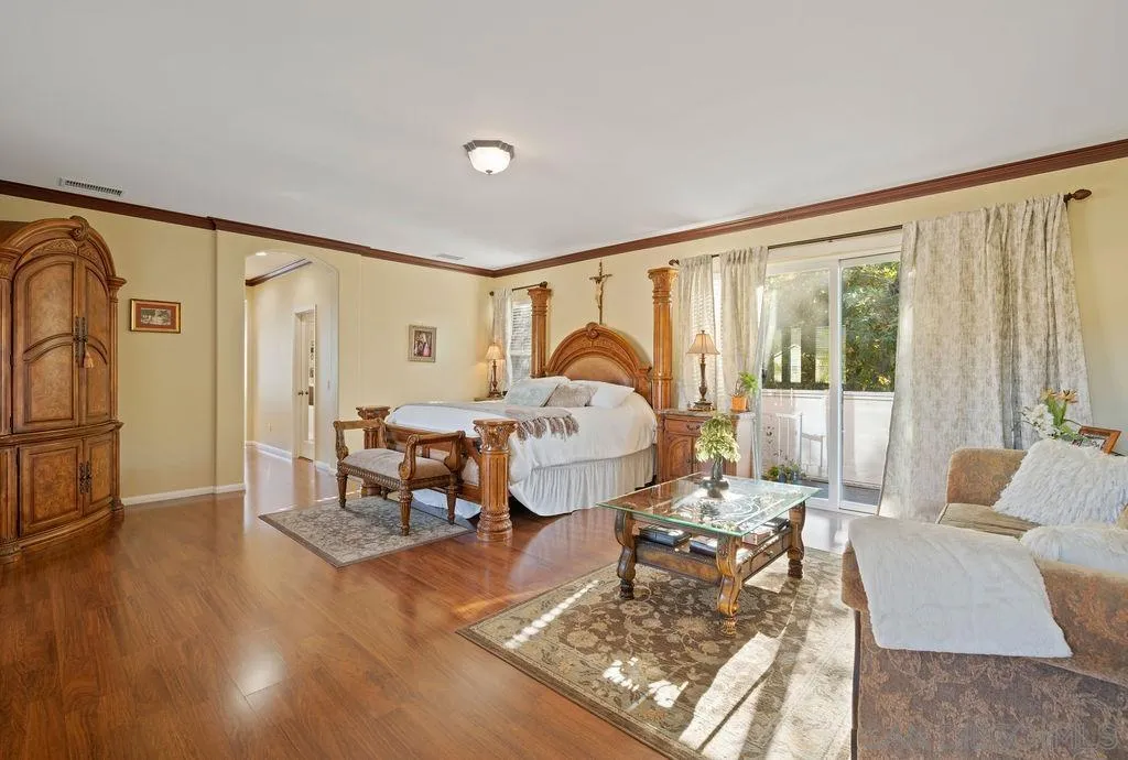 197 Double Eagle Glen Escondido, CA 92026 - Photo 21 of 70 a living room with furniture and a large window