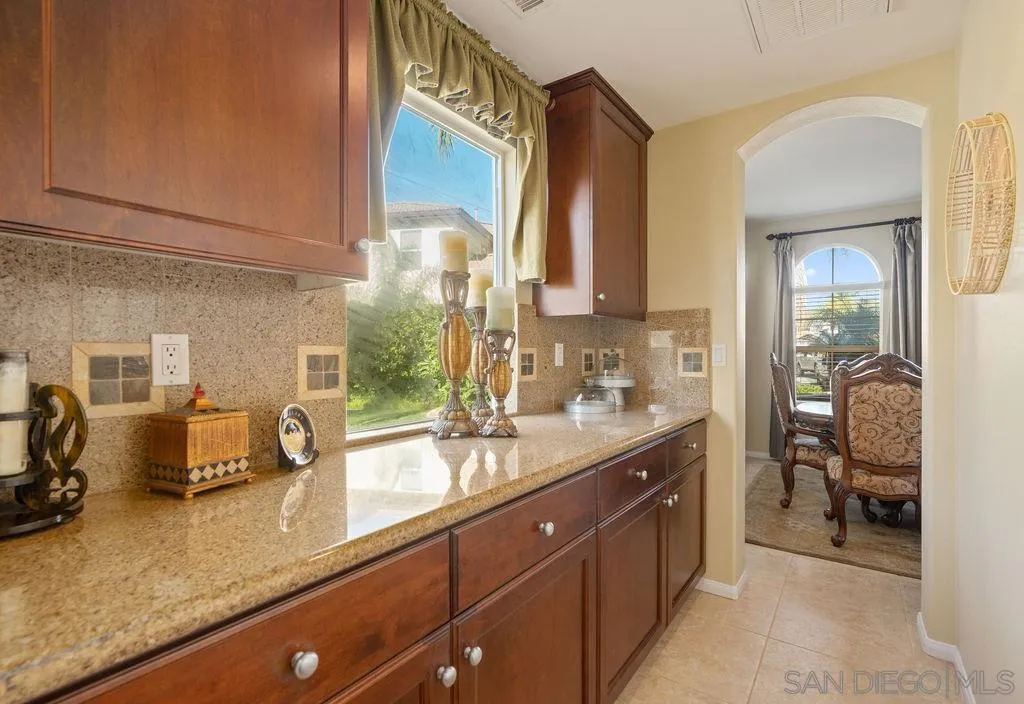 197 Double Eagle Glen Escondido, CA 92026 - Photo 7 of 70