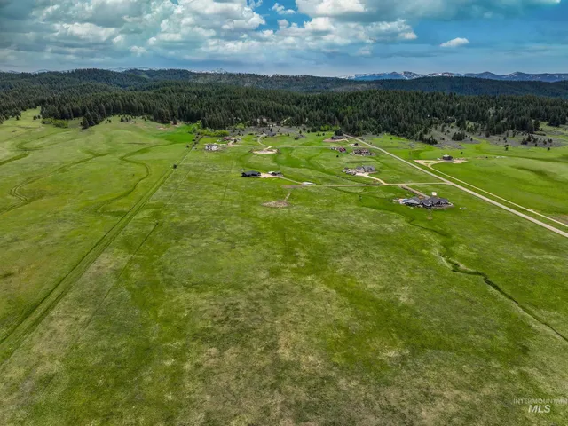 $379,999 | 15 Ringo Lane, McCall, ID 83638