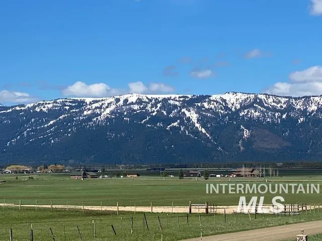 $379,999 | 15 Ringo Lane, McCall, ID 83638