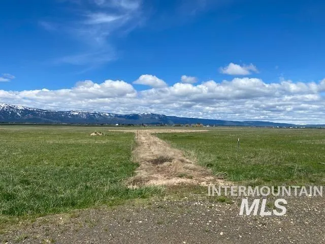 $379,999 | 15 Ringo Lane, McCall, ID 83638