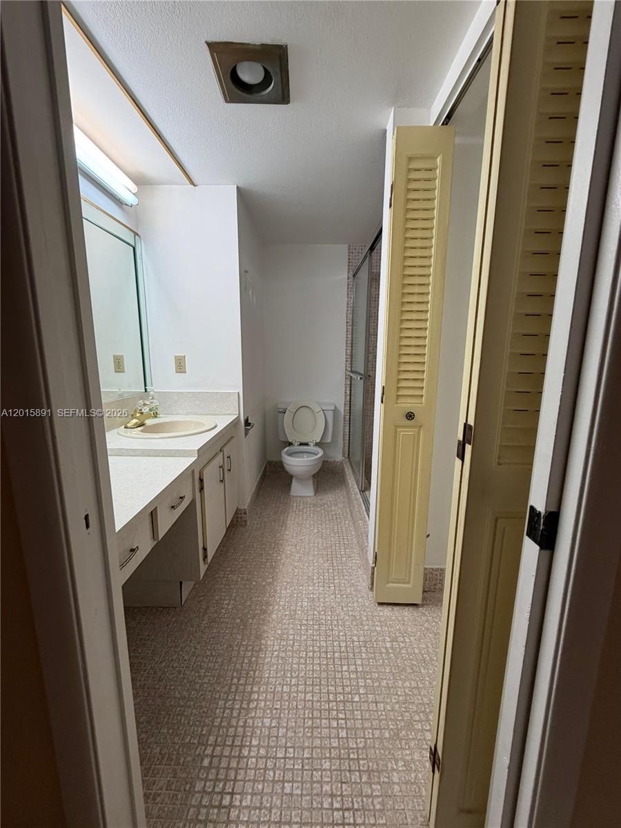 3032 Hythe B, Unit 3032 Boca Raton, FL 33434 - Photo 12 of 27