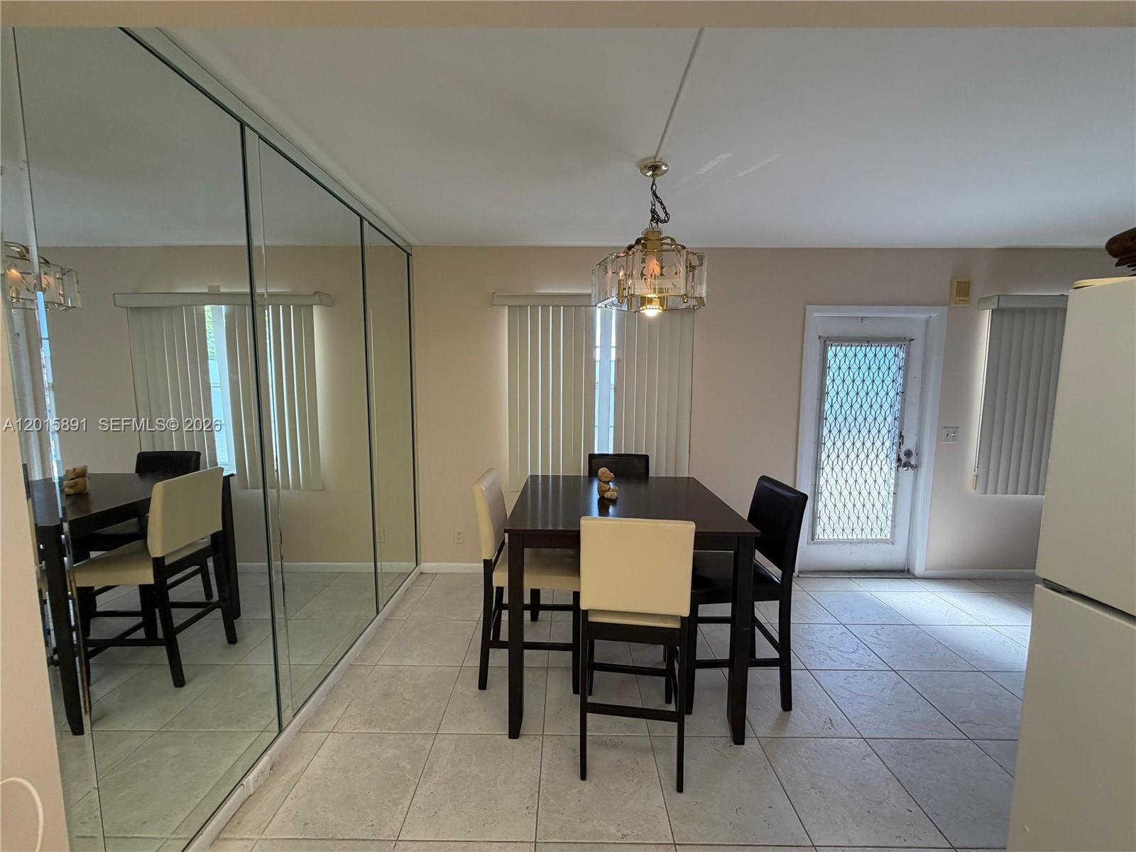 3032 Hythe B, Unit 3032 Boca Raton, FL 33434 - Photo 5 of 27