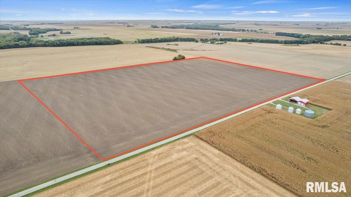 2437 North 1030 East Road Edinburg, IL 62531 - Photo 2 of 18