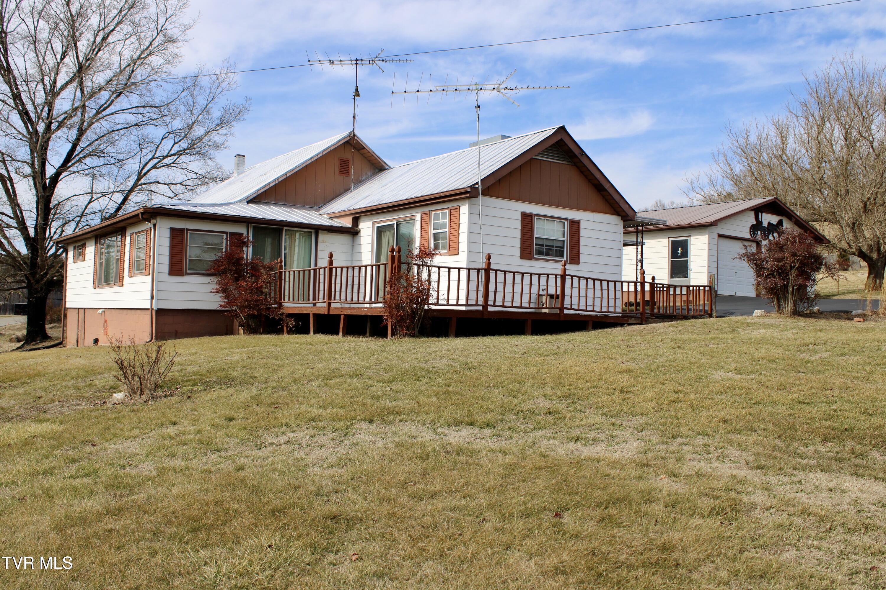 5517 Poplar Springs Road Greeneville, TN 37743 - Photo 1 of 50 IMG_0106