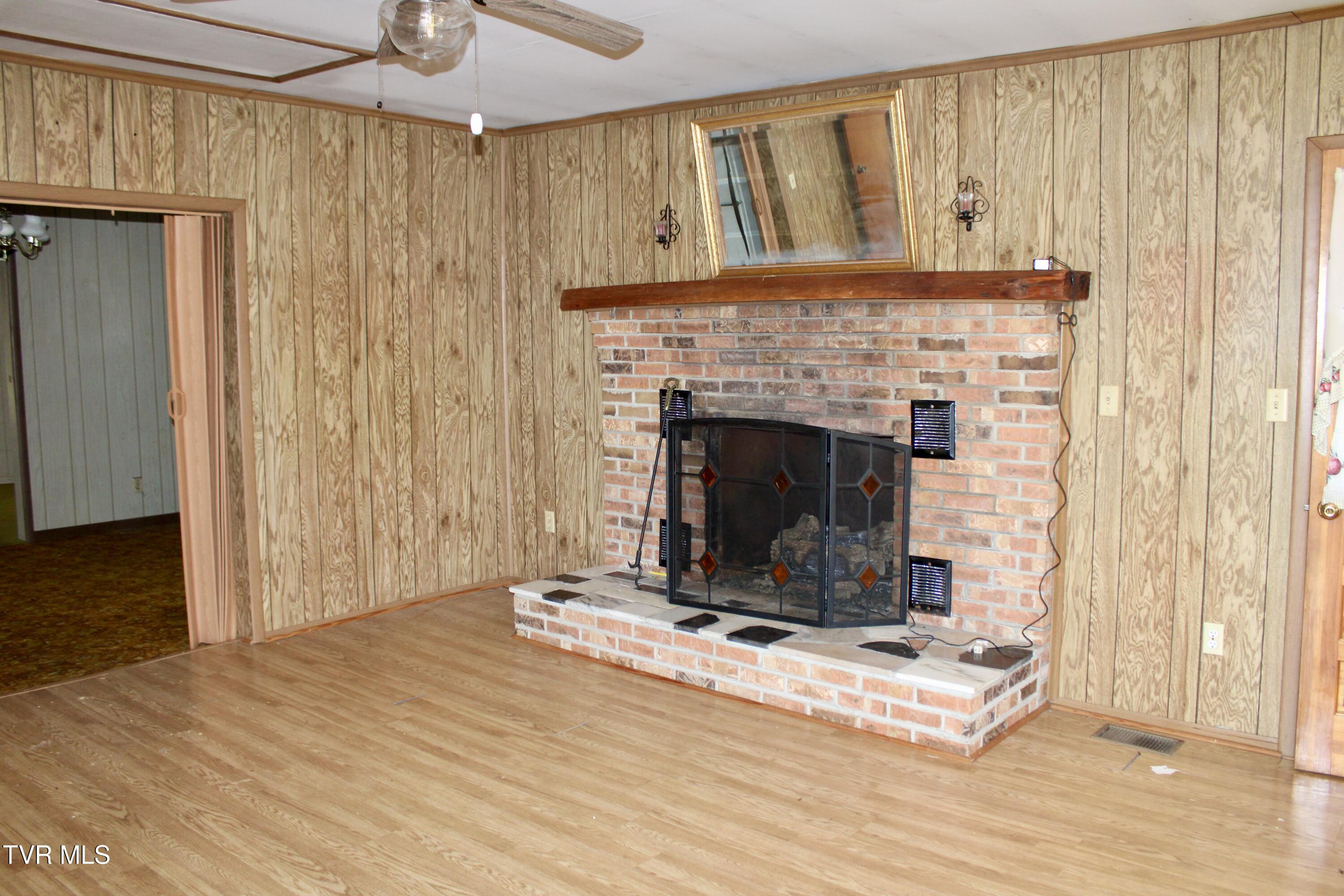 5517 Poplar Springs Road Greeneville, TN 37743 - Photo 17 of 50 IMG_0312