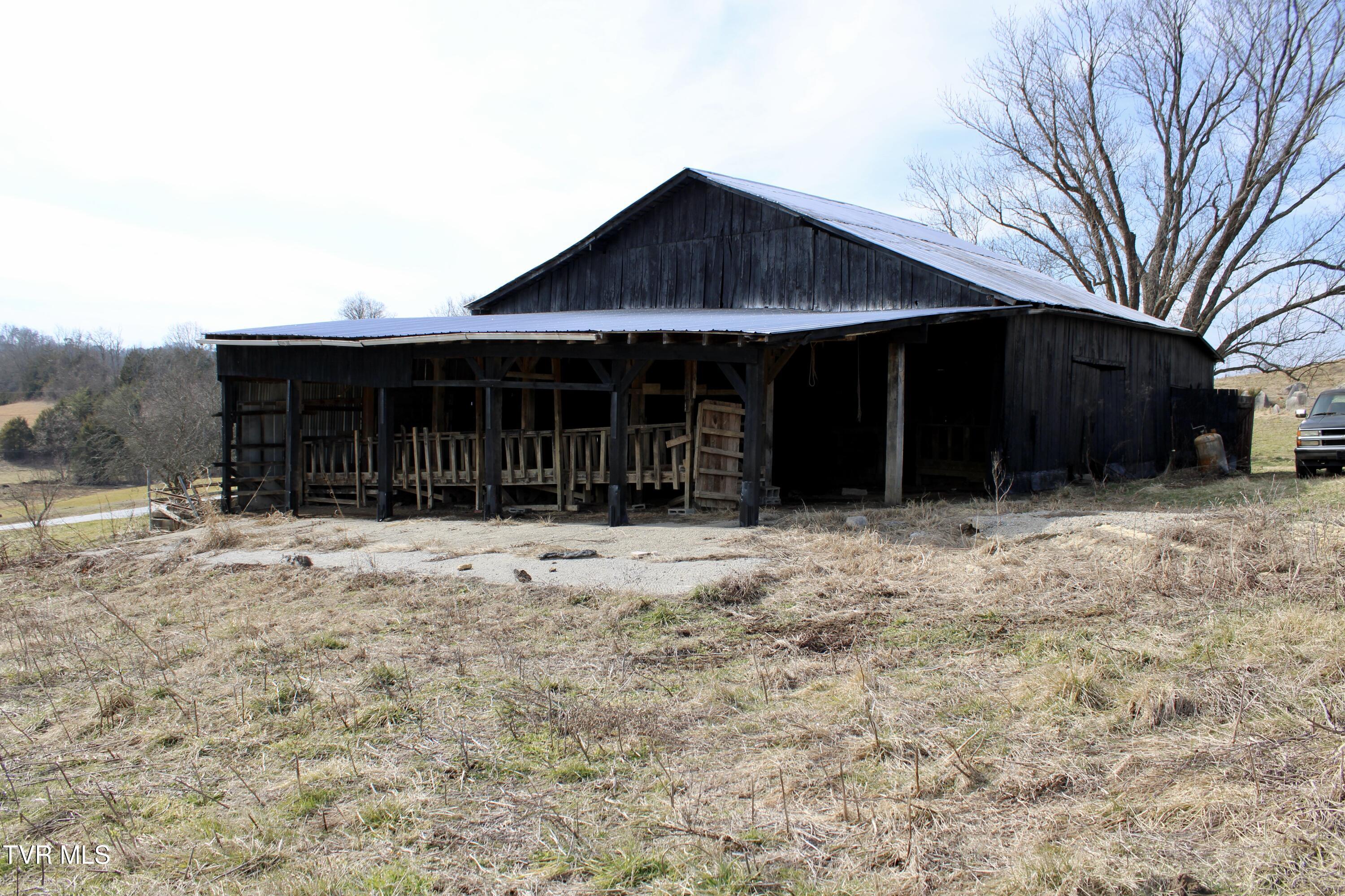 5517 Poplar Springs Road Greeneville, TN 37743 - Photo 36 of 50 IMG_0142