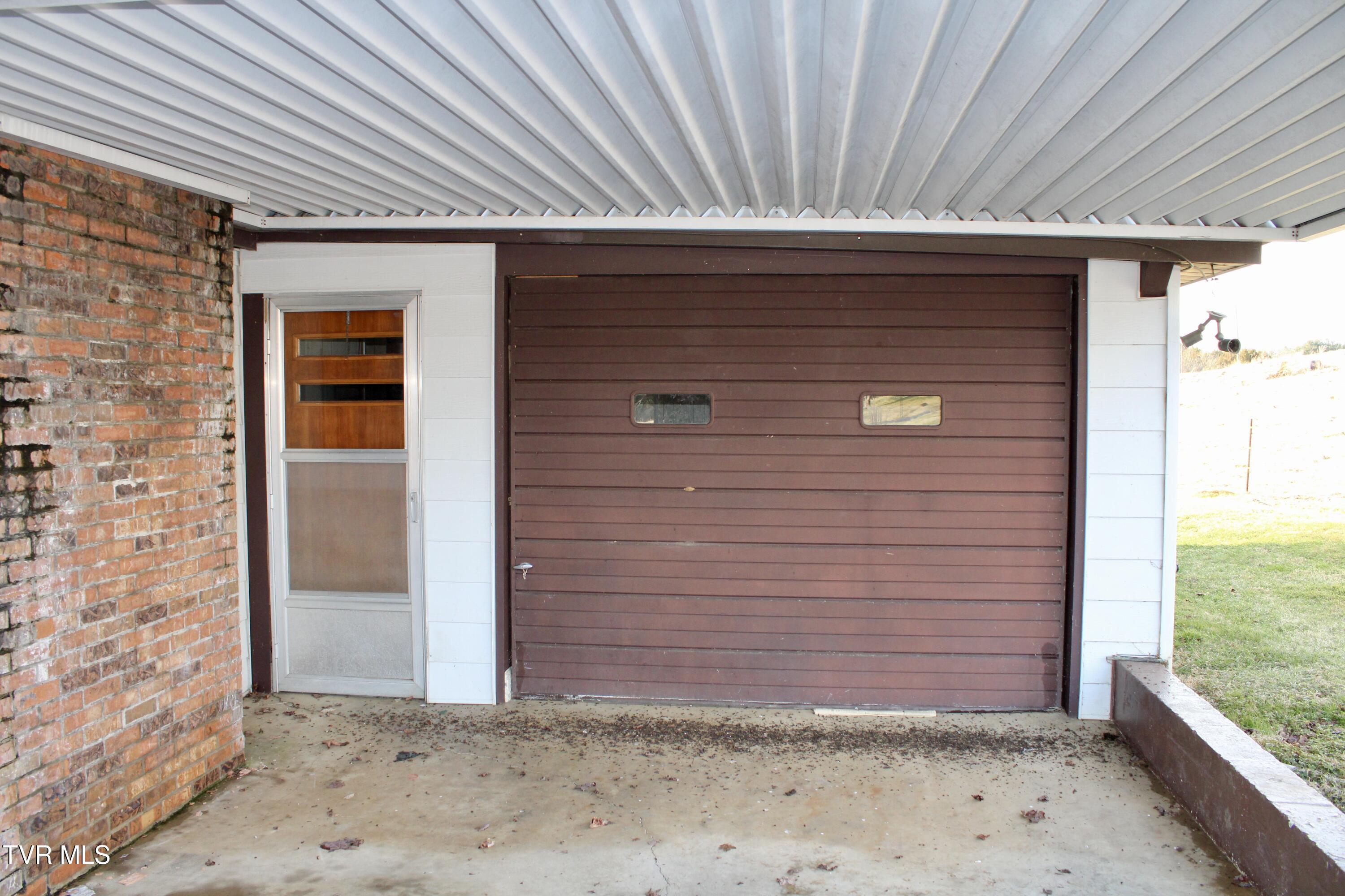 5517 Poplar Springs Road Greeneville, TN 37743 - Photo 5 of 50 IMG_0314