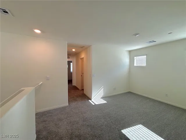 $2,250 | 10024 South Ullom Drive, Las Vegas, NV 89141