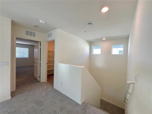 $2,250 | 10024 South Ullom Drive, Las Vegas, NV 89141