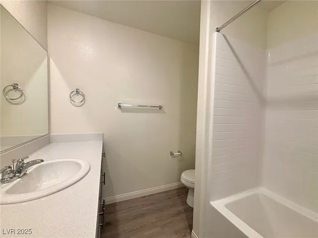 $2,250 | 10024 South Ullom Drive, Las Vegas, NV 89141