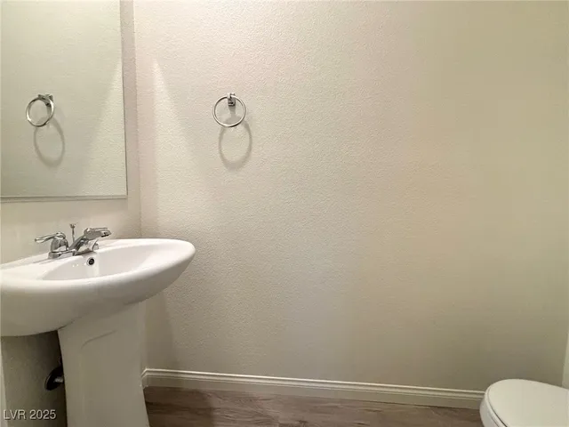 $2,250 | 10024 South Ullom Drive, Las Vegas, NV 89141