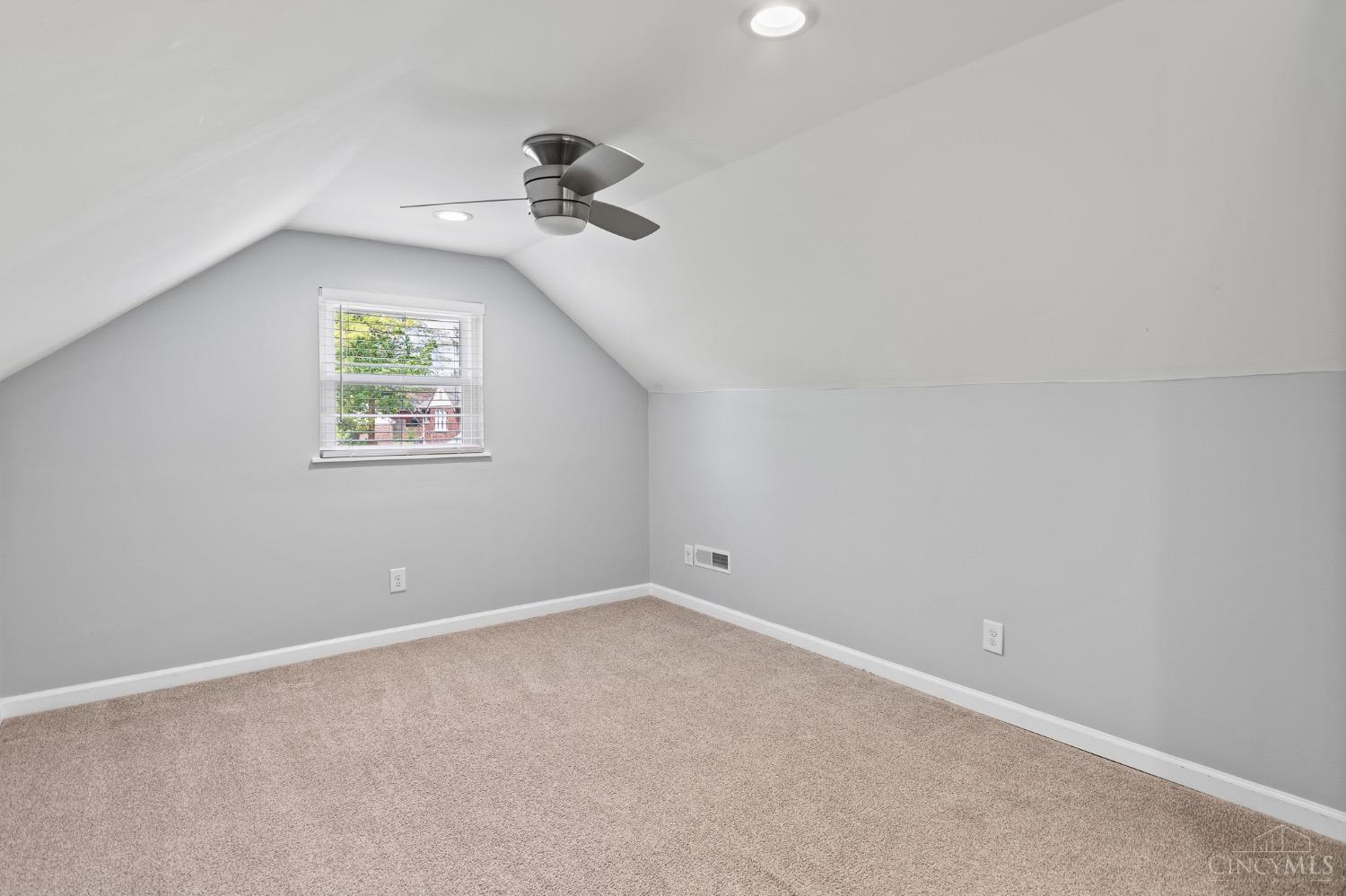 4108 Simpson Avenue Cincinnati, OH 45227 - Photo 10 of 15 Gallery Image 10