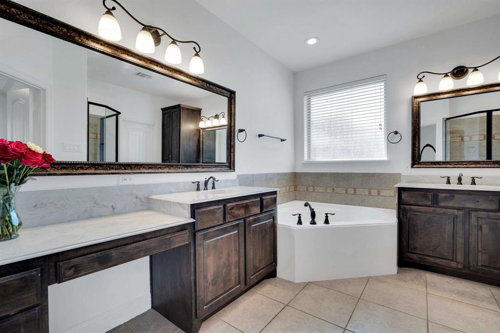 3205 Meadow Ridge Drive Midlothian, TX 76065 - Photo 16 of 37