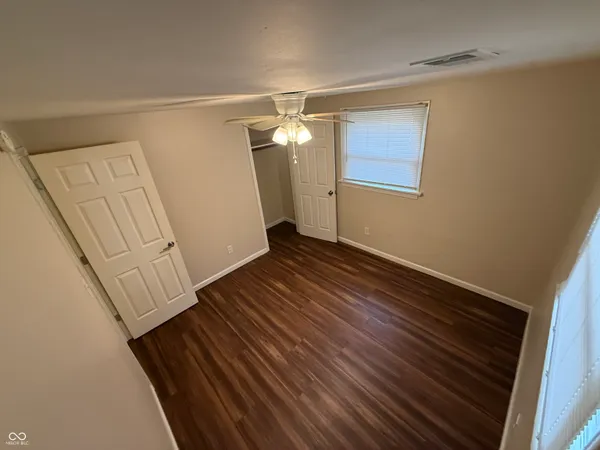 $1,350 | 10633 Central Avenue, Indianapolis, IN 46280