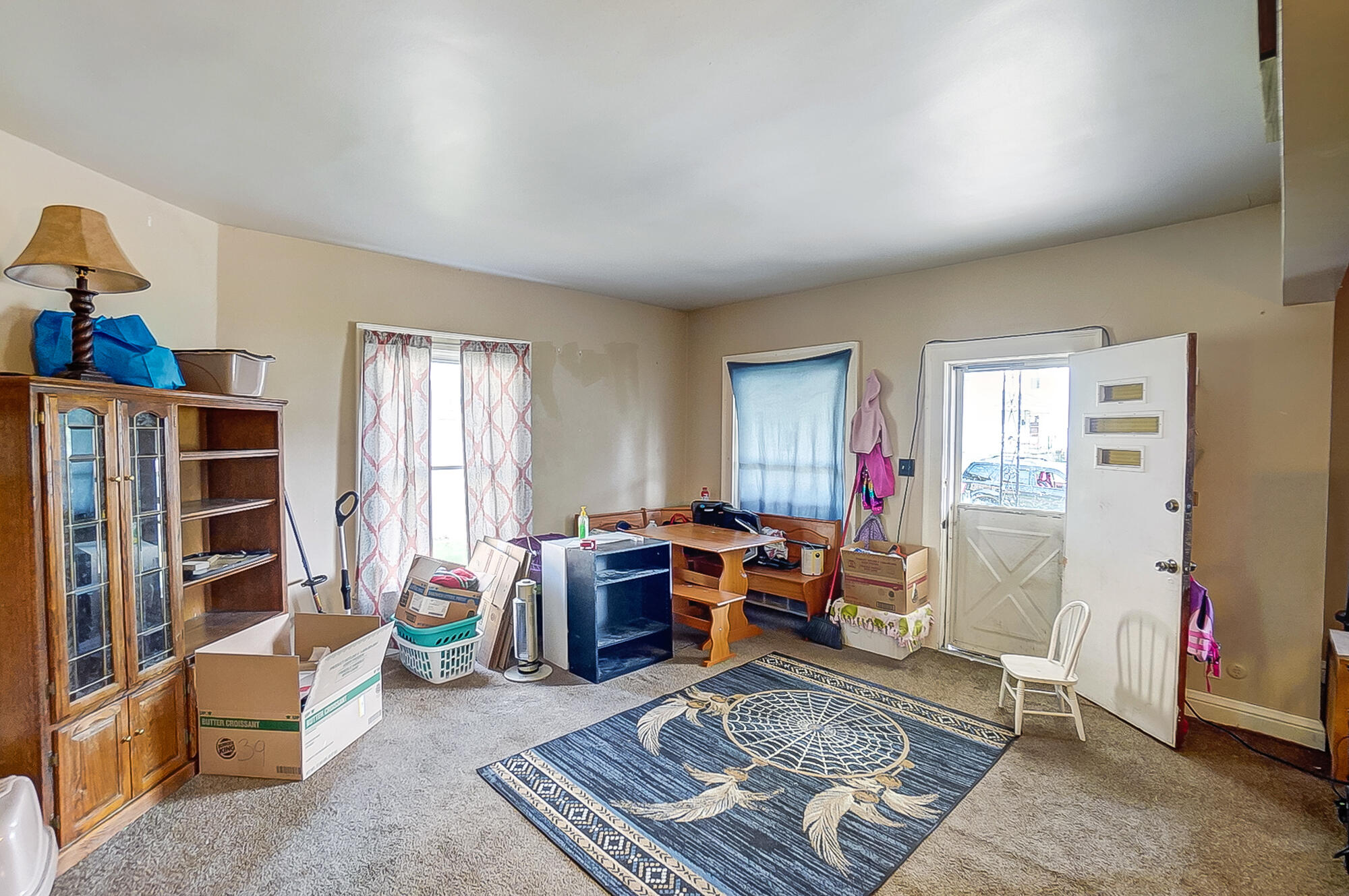 233 East Cecil Street Springfield, OH 45503 - Photo 5 of 24 Gallery Image 5