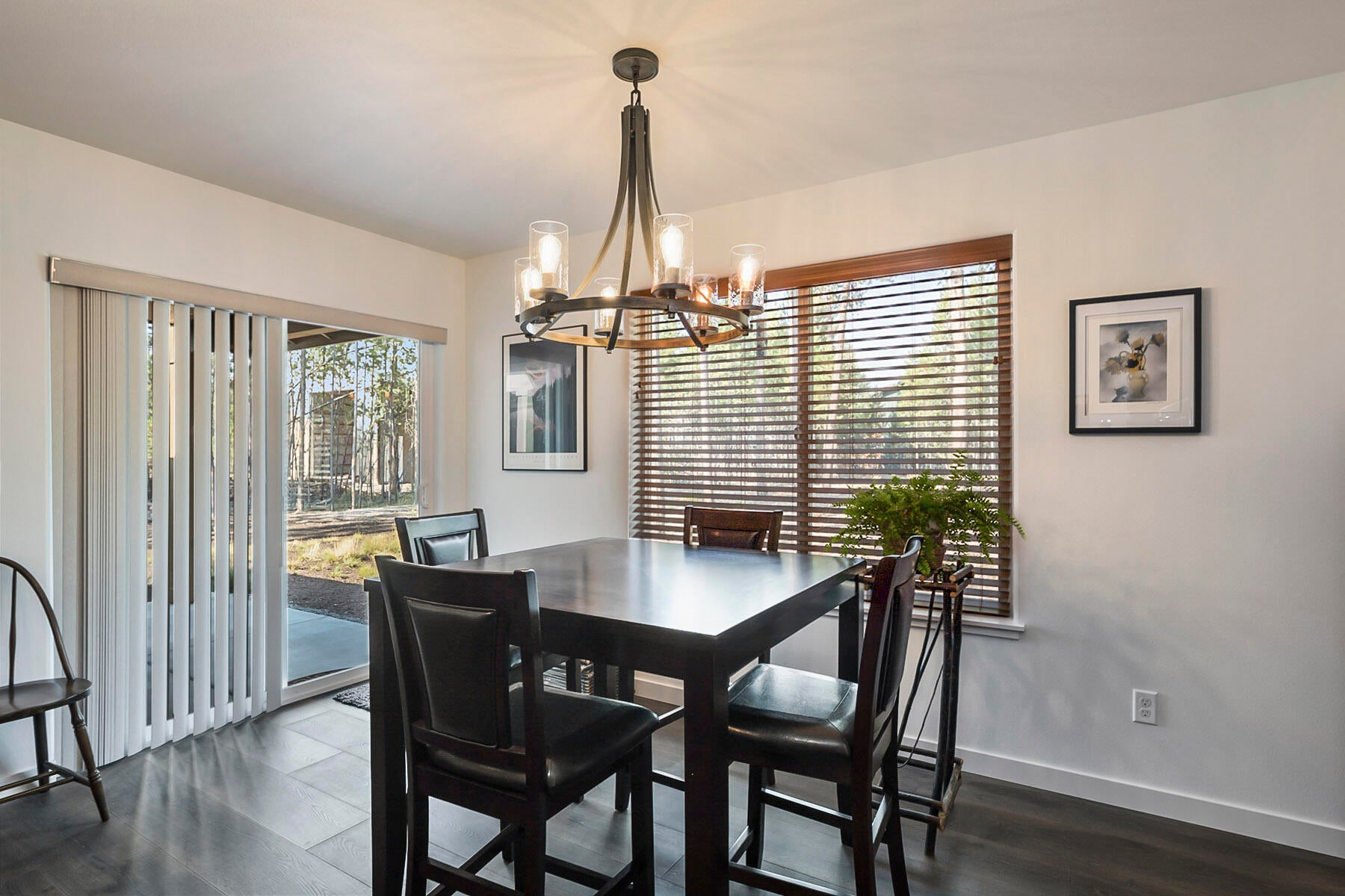 56039 Marsh Hawk Road Bend, OR 97707 - Photo 15 of 31 Dining Room