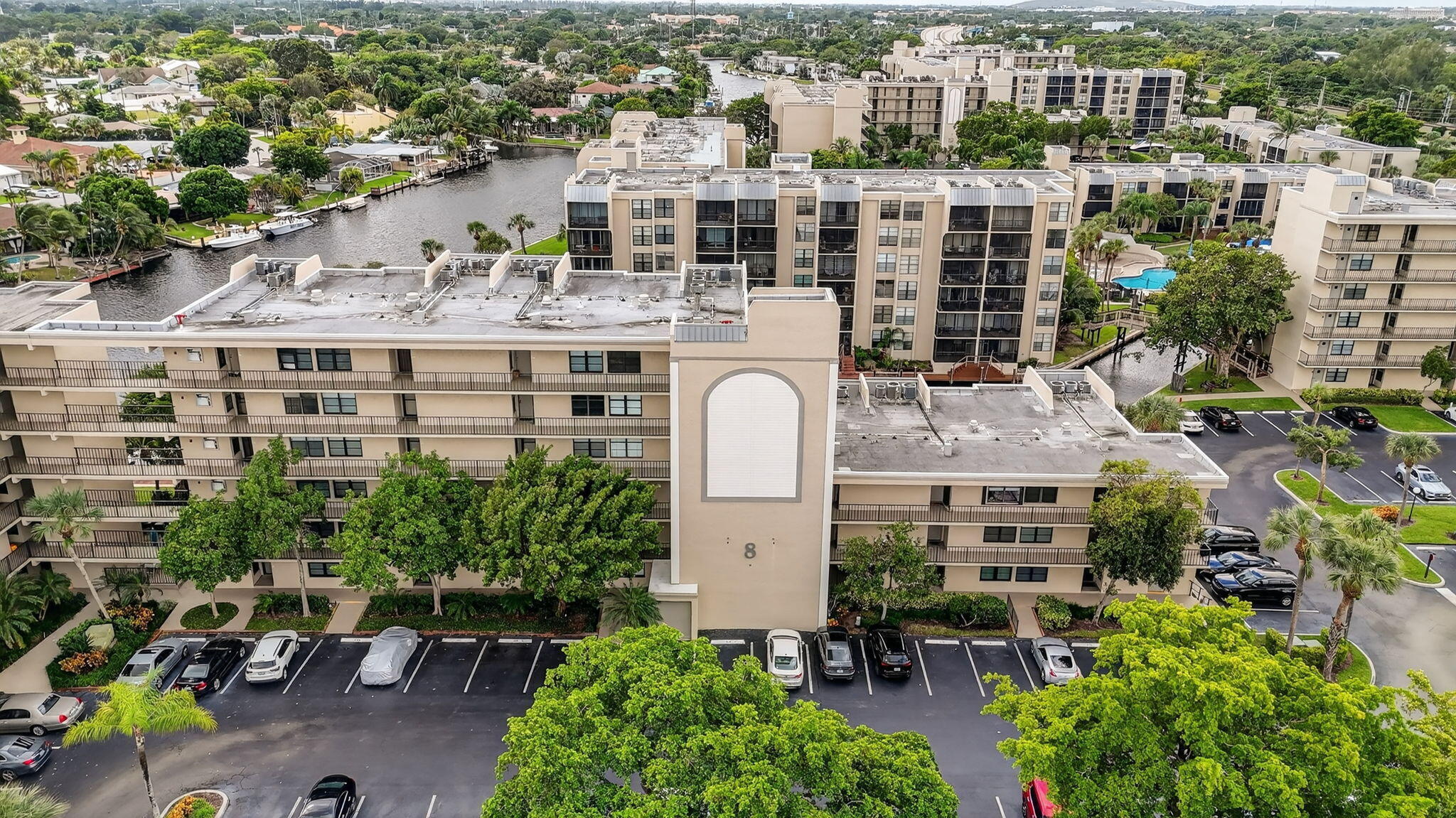 8 Royal Palm Way, Unit 107 Boca Raton, FL 33432 - Photo 52 of 75 39-web-or-mls-DJI_20250316044807_0123_D_
