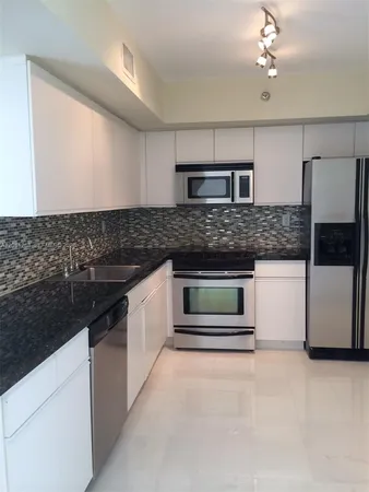 $3,200 | 19101 Northeast 36th Court, Unit 1903, Aventura, FL 33180
