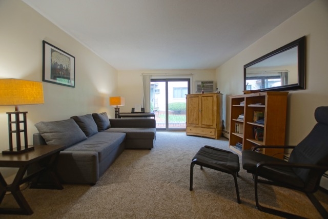 5 Strawberry Bank Road, Unit 1 Nashua, NH 03062 - Photo 2 of 17