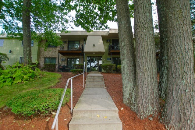 5 Strawberry Bank Road, Unit 1 Nashua, NH 03062 - Photo 13 of 17