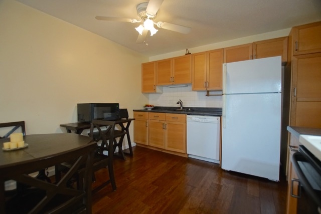 5 Strawberry Bank Road, Unit 1 Nashua, NH 03062 - Photo 7 of 17