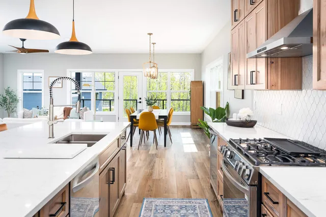 $950,000 | 8408 Potters Place, Duluth, MN 55808