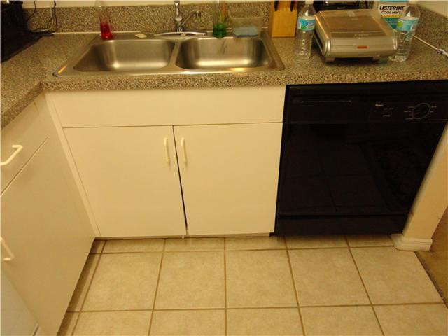 5055 Wiles Road, Unit 104 Coconut Creek, FL 33073 - Photo 13 of 21 Kitchen