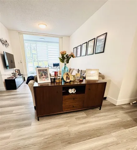 $3,700 | 9725 Northwest 52nd Street, Unit 114, Doral, FL 33178