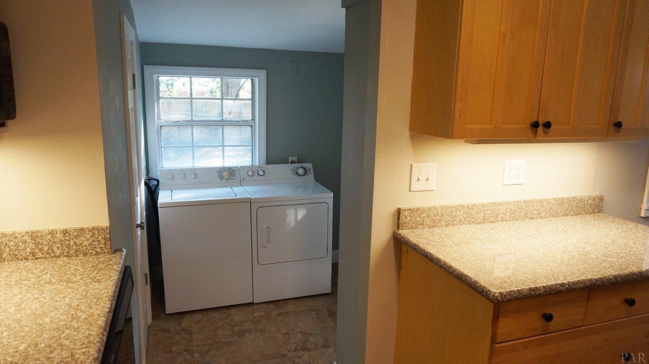 403 Rue Max Street Pensacola, FL 32507 - Photo 20 of 45