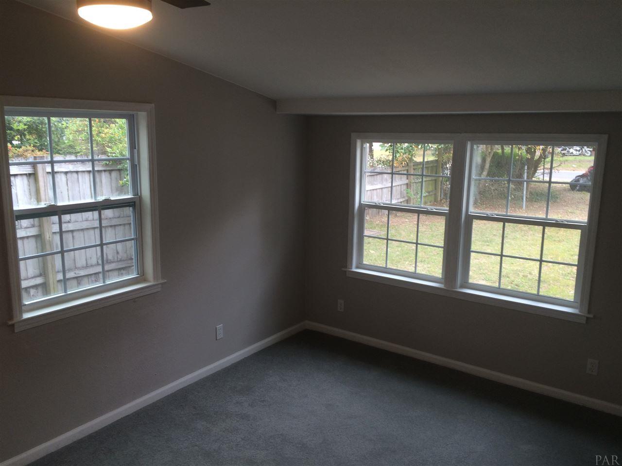 403 Rue Max Street Pensacola, FL 32507 - Photo 25 of 45
